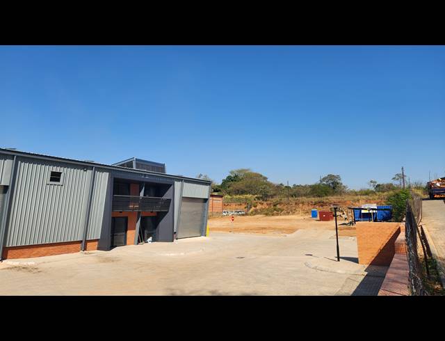 3,230M² VACANT LAND FOR SALE IN RIVERSIDE INDUSTRIAL PARK